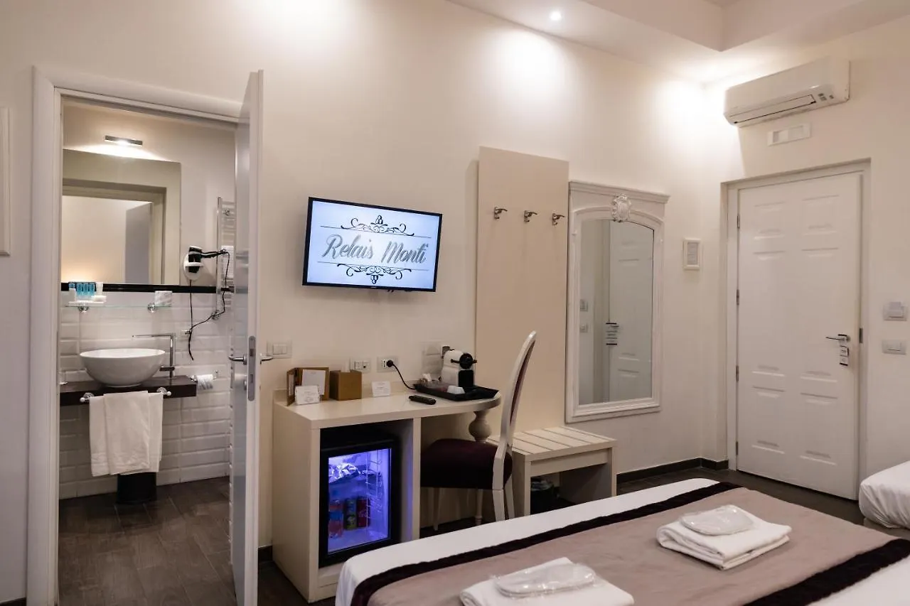 Hotel Relais Monti Roma 3*,